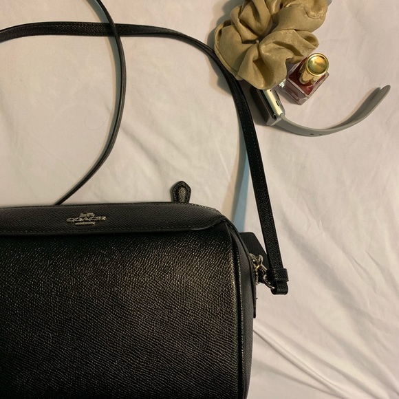 SOLD Coach Crossbody - Picture 4 of 5